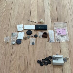 Assorted Buttons set